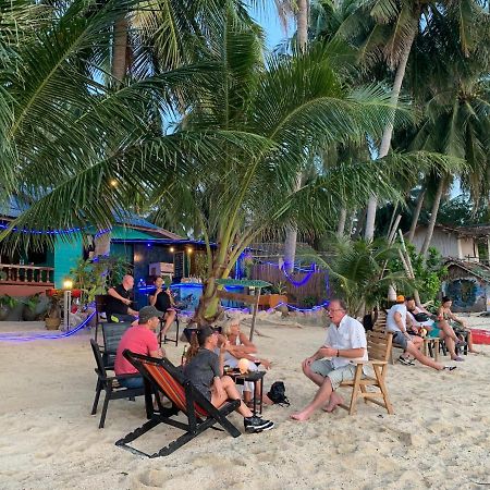 Free Concept Beach Resort سورات ثاني المظهر الخارجي الصورة