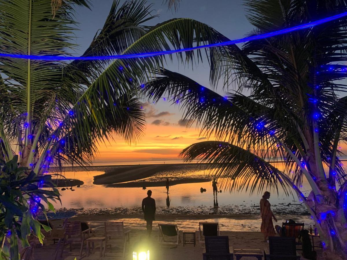 Free Concept Beach Resort سورات ثاني المظهر الخارجي الصورة